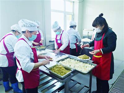 包饺子.jpg