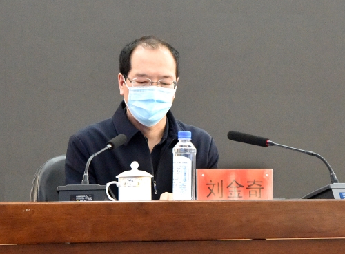 述职 (4) 述职 (4)