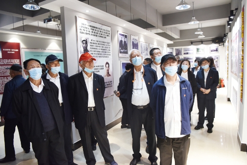 老干部活动  (4)(1)