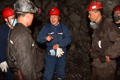 6.1张长山深入龙湖矿开拓一区7777掘进工作面检查