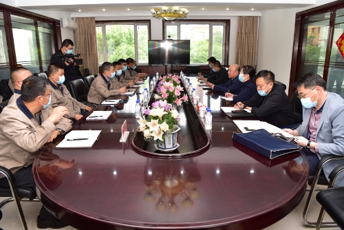 2021-06-04张长山深入新选厂调研生产经营情况