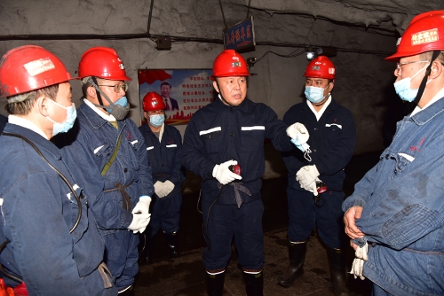 2021-06-09张长山深入新立矿7202掘进工作面检查安全生产工作