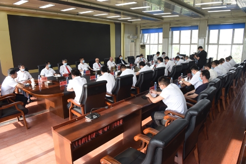 青年老干部座谈