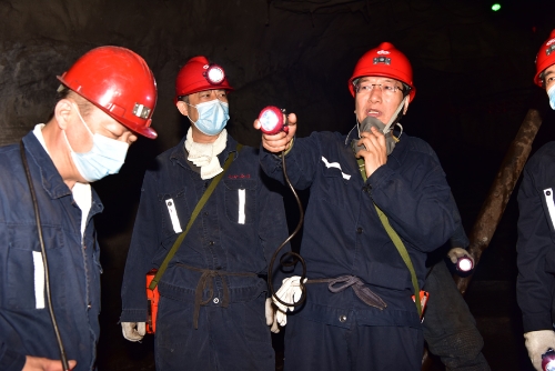 2021-07-06刘金奇深入新建矿三水平二段检查安全生产工作