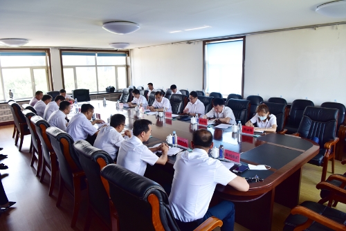 2021-07-28公司在新兴矿举行“我为职工办实事”活动推进会 (2)