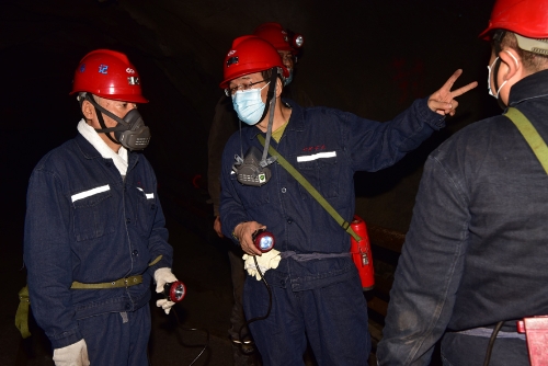 2021-08-21公司对建设矿开展风险研判、技术刨析、技改工程进展情况进行检查 (1) 2021-08-21公司对建设矿开展风险研判、技术刨析、技改工程进展情况进行检查 (1)