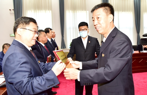 2021-09-17集团公司党委党史学习教育推进暨“两个百”活动成果表彰座谈会5