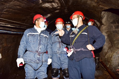 2021-09-24刘金奇率队到胜利矿开展三季度安全生产标准化验收并到二采一井检查技改工作2 2021-09-24刘金奇率队到胜利矿开展三季度安全生产标准化验收并到二采一井检查技改工作2