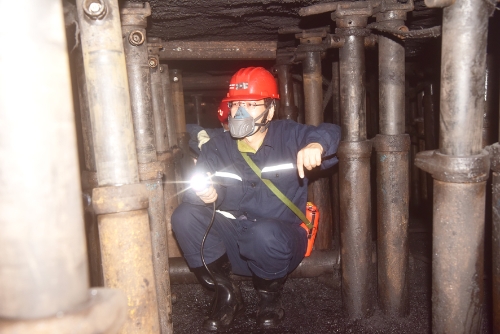 2021-09-28刘金奇率队到新立矿开展9月份安全风险排查及通报会议1