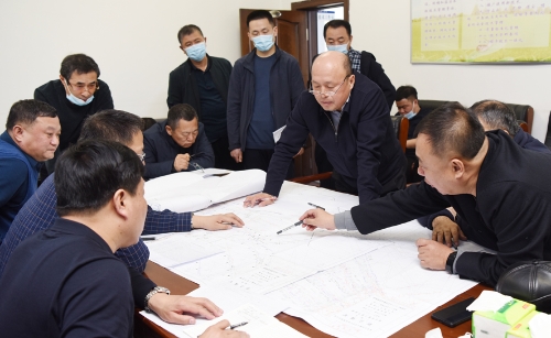 11.16董事长深入新立矿风险排查