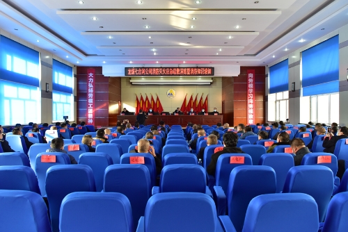 2021-11-19龙煤七台河公司消防灭火应急疏散演练暨消防知识培训 (18)