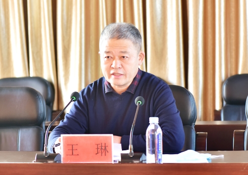 2021-12-22下午公司副总工程师王琳为设备租赁站党员干部宣讲党的十九届六中全会精神2