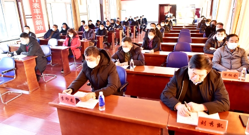 2021-12-22下午公司副总工程师王琳为设备租赁站党员干部宣讲党的十九届六中全会精神1