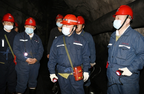 1.5董事长到建设矿2