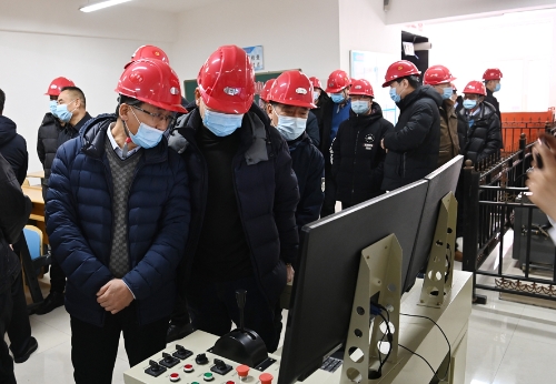 新铁矿现场会1 (2) 新铁矿现场会1 (2)