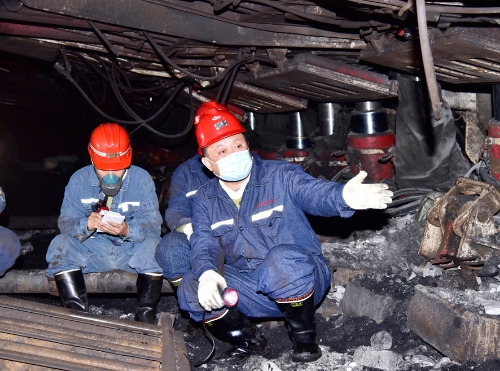 2022-02-28王戈深入新立矿201综采回撤安装面代班1 (2) 2022-02-28王戈深入新立矿201综采回撤安装面代班1 (2)