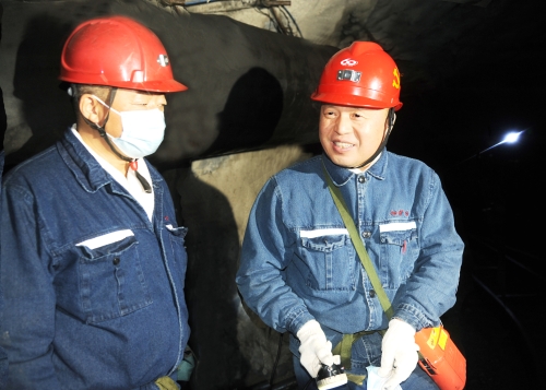 张长山到龙湖矿检查