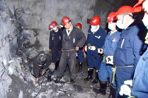 2022-04-07七矿公司“四新”推广应用龙湖煤矿现场会1