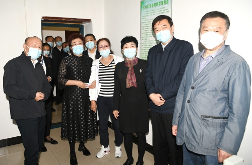 2022.06.02省人大煤矿安全生产调研组深入新兴矿开展安全生产工作调研、孙成坤、张长山、王戈等陪同检查2 2022.06.02省人大煤矿安全生产调研组深入新兴矿开展安全生产工作调研、孙成坤、张长山、王戈等陪同检查2