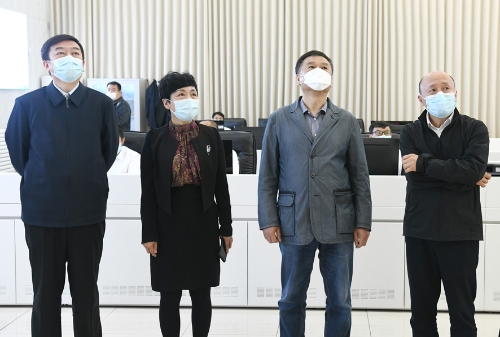 2022.06.02省人大煤矿安全生产调研组深入新兴矿开展安全生产工作调研、孙成坤、张长山、王戈等陪同检查1 2022.06.02省人大煤矿安全生产调研组深入新兴矿开展安全生产工作调研、孙成坤、张长山、王戈等陪同检查1