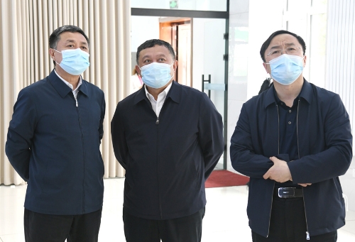 2022.06.02省人大煤矿安全生产调研组深入新兴矿开展安全生产工作调研、孙成坤、张长山、王戈等陪同检查3 2022.06.02省人大煤矿安全生产调研组深入新兴矿开展安全生产工作调研、孙成坤、张长山、王戈等陪同检查3