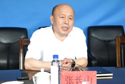 2022.07.08公司董事长张长山会见厂家洽谈合作2