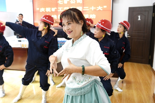 工会新建慰问 (8)