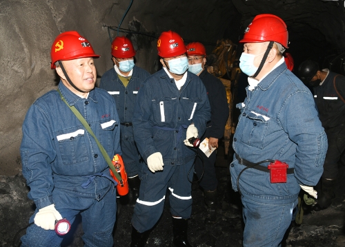 2022.09.06公司董事长张长山深入建设矿7313掘进工作面（大检查）2-2