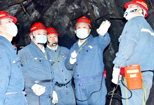 2022-11-14王戈深入建设矿五采区7351掘进工作面检查矿井技改工程进展情况