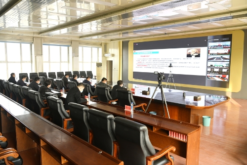 2022.11.18全面提升董事会建设质效 省国资委副主任王东2-1