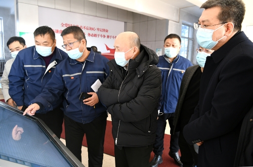 2022.12.02公司董事长张长山率队深入新选厂内部市场化调研2 2022.12.02公司董事长张长山率队深入新选厂内部市场化调研2