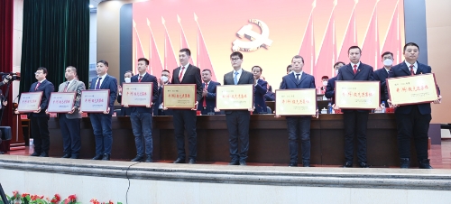 四组井科及先进集体