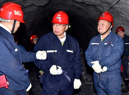 2023-12-02龙煤集团副总经理梁德