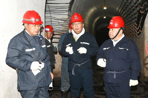 2023.12.21国家矿山安全监察局安全生产标准化管理体系一级煤矿考核组对新兴矿进行考核 2023.12.21国家矿山安全监察局安全生产标准化管理体系一级煤矿考核组对新兴矿进行考核