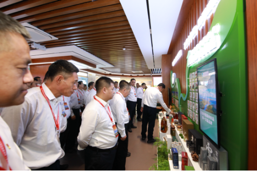 微信图片_2025-10-31_184451_421 微信图片_2025-10-31_184451_421